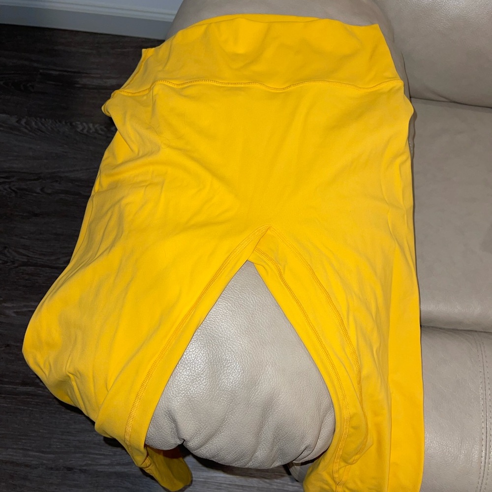 Yellow acta wear leggings